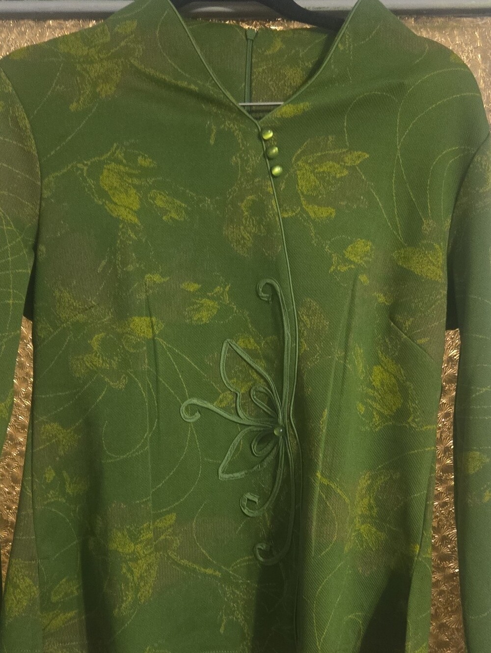 Green Floral Appliqué Women's Sweater Size L